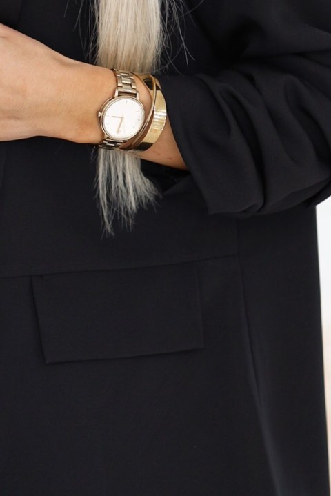 588-1 Damska klasyczna marynarka z drapowanymi rękawkami - CZARNA