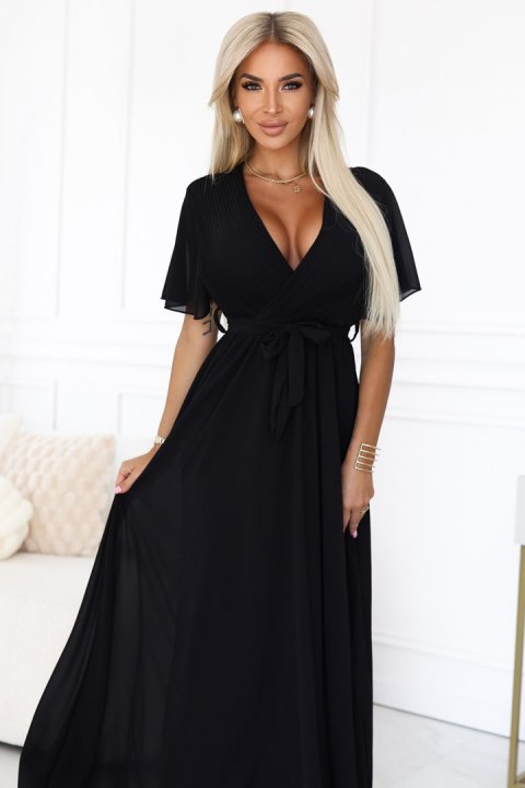 545-5 Długa sukienka z plisowanym dekoltem i wiązaniem - CZARNA